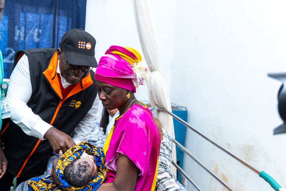 Happening now🚨

The RD <a href="/SennenHounton/">Sennen Hounton</a> is on the ground with the Minister <a href="/MohGambia/">Ministry of Health Gambia</a>, visiting UNFPA-supported maternal health projects in the North Bank and Central River Regions. 

<a href="/UNFPA/">UNFPA</a> is strengthening midwifery models, EmONC services &amp; GBV One-Stop Centres to end