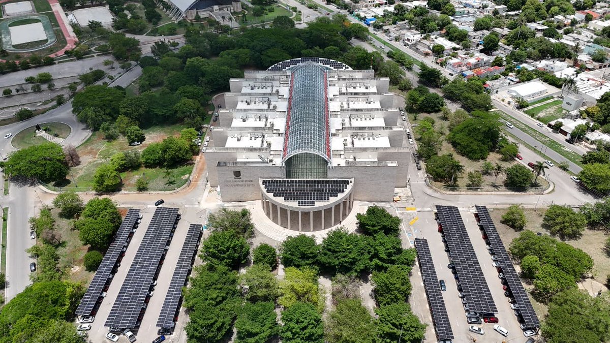 sunwise_io's tweet photo. Mira este emblemático proyecto de 0.5 MW instalados por @ECOCENTROmx en el Poder Judicial del Estado de Yucatán.   

Este fue uno de los finalistas de Sunwise Makers, el concurso que premia a los mejores proyectos impulsados en @sunwise_io

#Sunwise #EnergíaSolar #EcoCentro https://t.co/x45KBiMESR