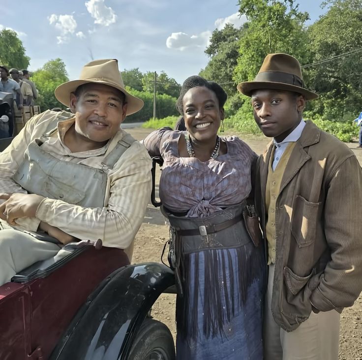 fridayvelvet's tweet image. sinners cast you are so loved