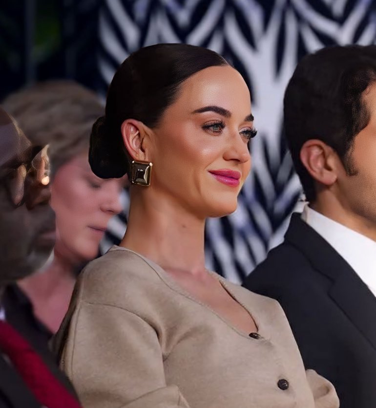 We are witnessing the resurgence of super bowl era katy perry omg