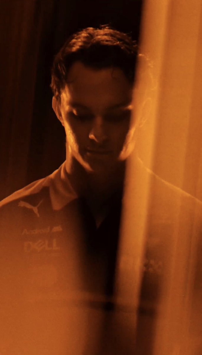 verspias's tweet image. bro's last season traumatised him so bad he turned into anakin skywalker