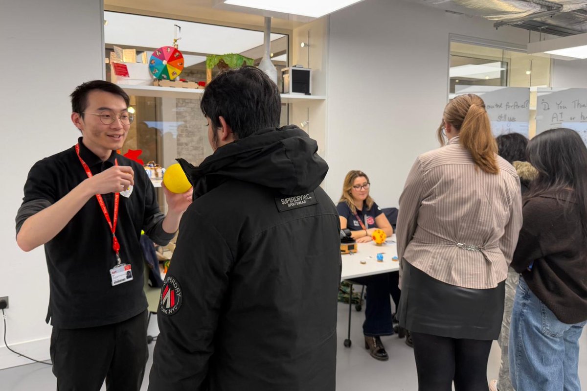 ArielTelescope's tweet photo. This time last week we had a wonderful time presenting Ariel to young science students at the science fair for the @KingsNMES Annual Science Schools Lecture, given this year by Ariel PI and King's NMES Vice Dean (Research), Prof Giovanna Tinetti! https://t.co/ERvjyWHbvd