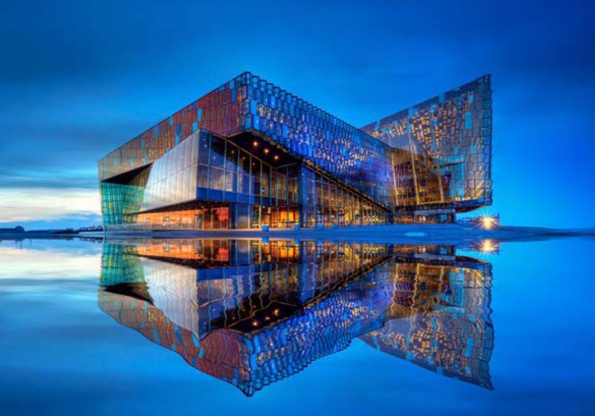 MicroConf's tweet image. Just announced where we're hosting MicroConf Europe this fall. We'll give you a hint: it's not as icy as you might think! 👀 Join us: microconf.com/europe