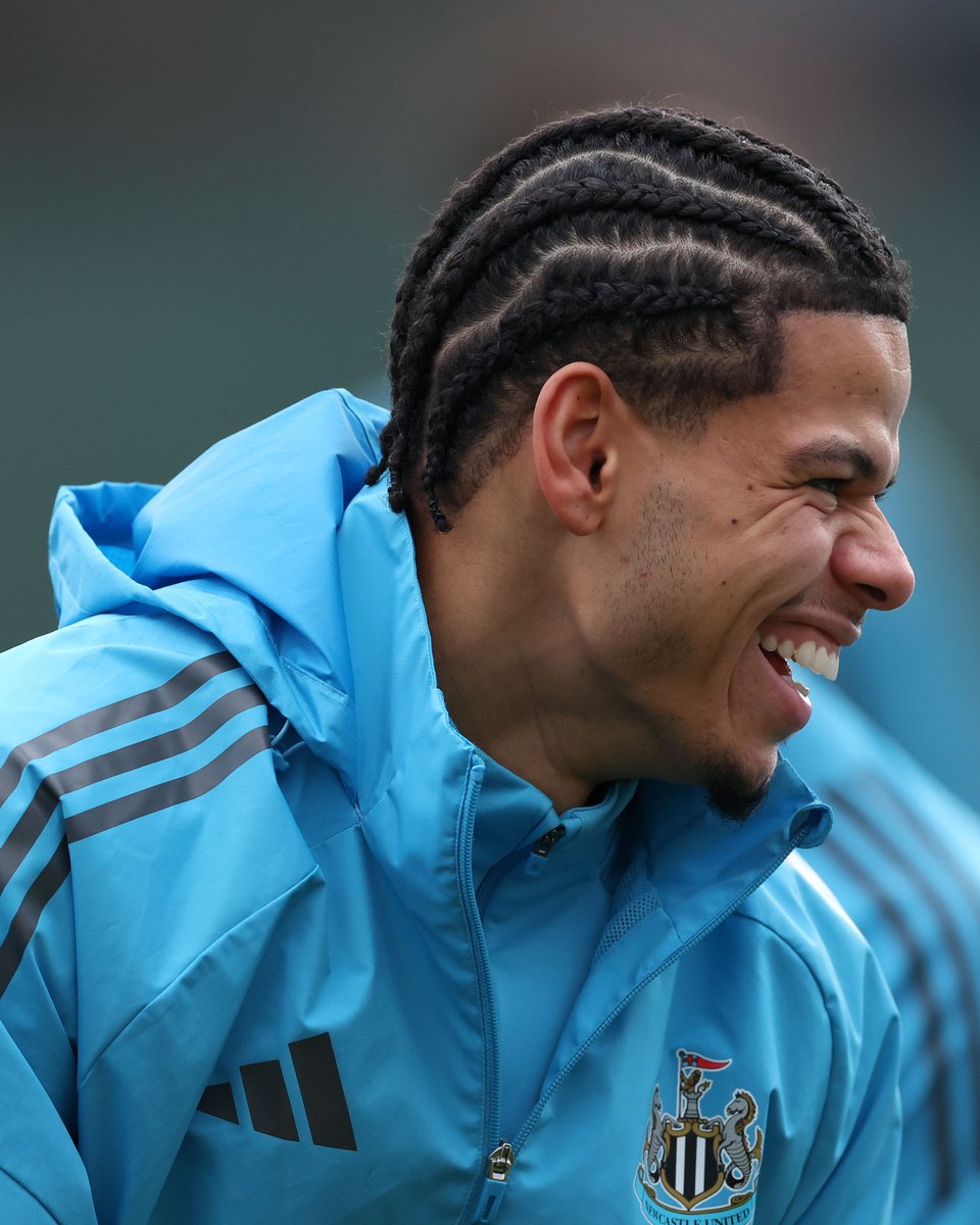 NUFC's tweet image. Eddie Howe on Dan Burn and Will Osula:

"Dan's making really good progress. The journey back he's had, he's pretty much stuck to the timelines we expected but he wont make tomorrow, it's too early.

Same with Will Osula, this was their first day with the team but hopefully…