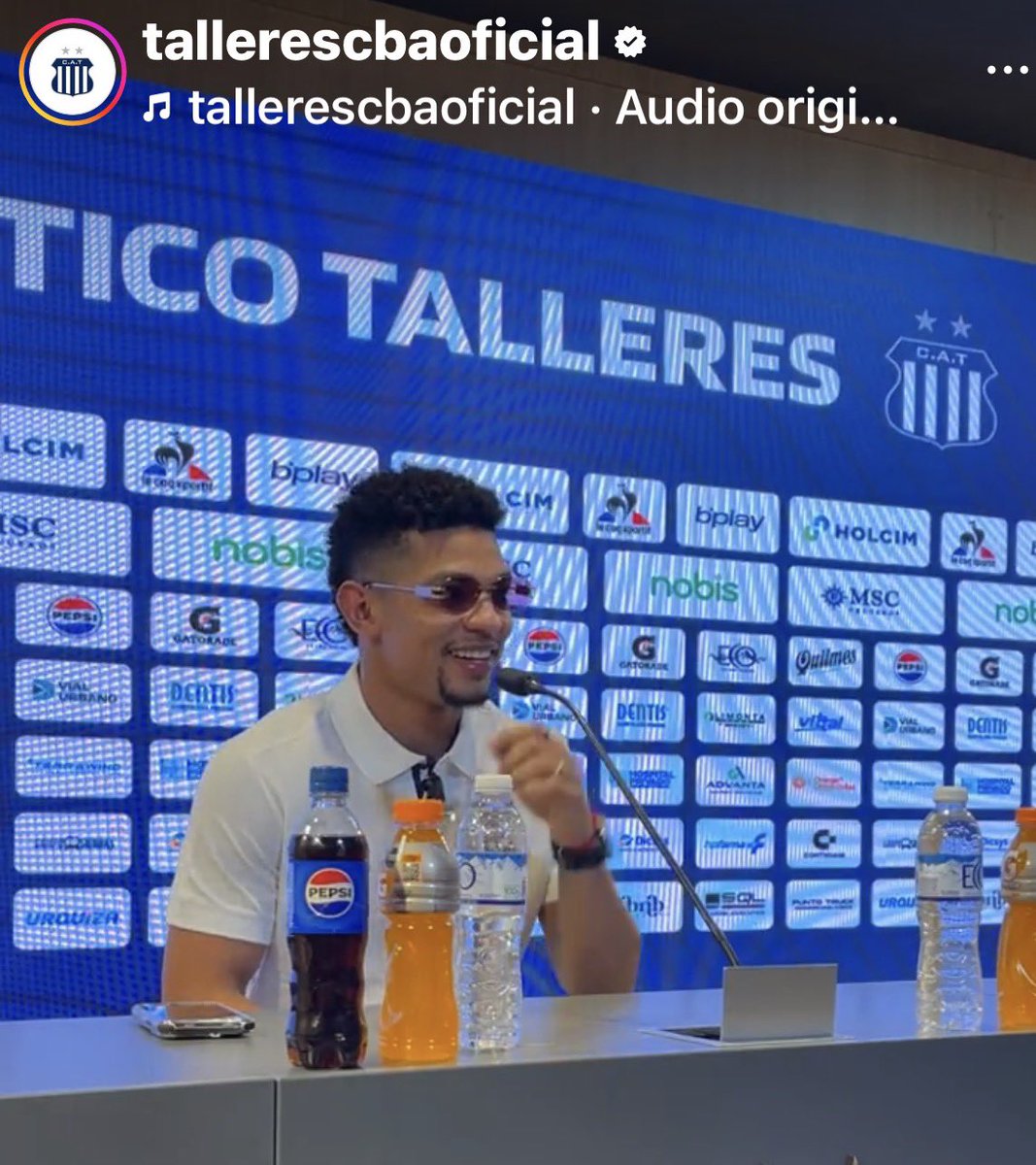 Con esas gafas .. ya estás en otro nivel