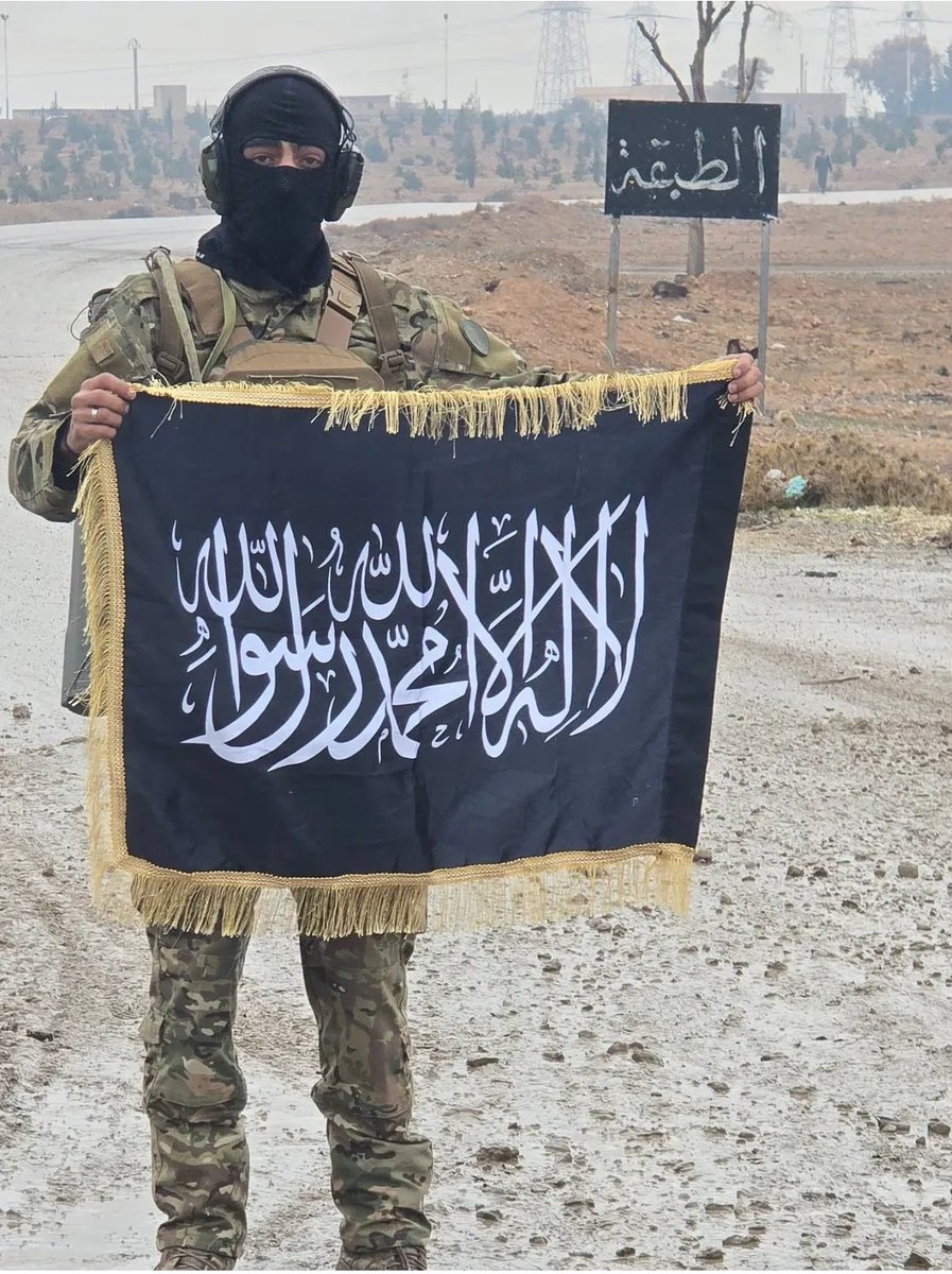 PKK/PYD/SDG den temizlenen TABKA'dan güzel bir kare.