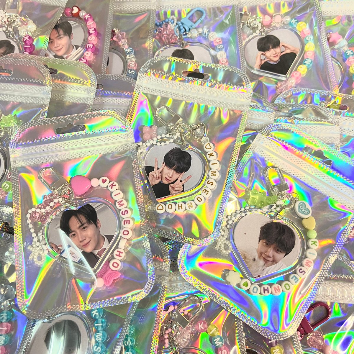 mystudioTH's tweet photo. พรีวิวงานสั่งทำค่า💖
รีเควสจี้ได้ รับงานด่วน/งานเร่ง

🌟ราคา 49 บาท (เพิ่มตะขอ +5฿)
- เลือกลูกปัดได้
- มีกรอบให้เลือก 6 แบบ
- มีเรทราคาส่ง

#รับทำของแจกหน้าคอน #รับผลิตของแจก #รับผลิตgiveaway #ตลาดนัดBUS #ตลาดนัดtreasure #ตลาดนัดplave #ตลาดนัดRIIZE #ตลาดนัดพ้อกสี #ตลาดนัดอากาเซ่ https://t.co/FyobGODLq6