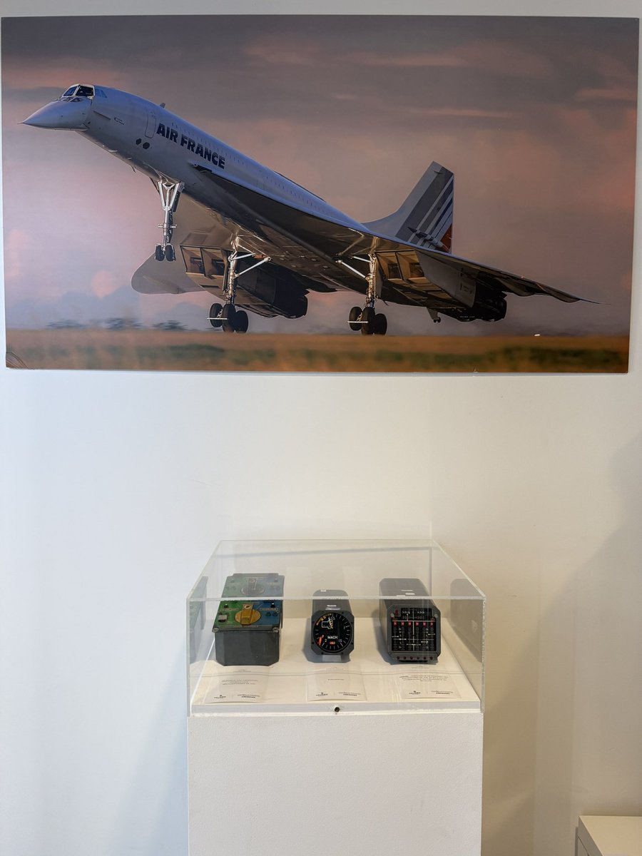 [#AirFrance] 🚀 Inauguration de l’exposition « Concorde » : un hommage à l’audace et à l’innovation !
Aujourd’hui, Laurent Lafontan, Directeur Général des Opérations Aériennes, a inauguré l’exposition « Concorde » au 6ème étage de la Cité PN.
« Mesdames et Messieurs, chers