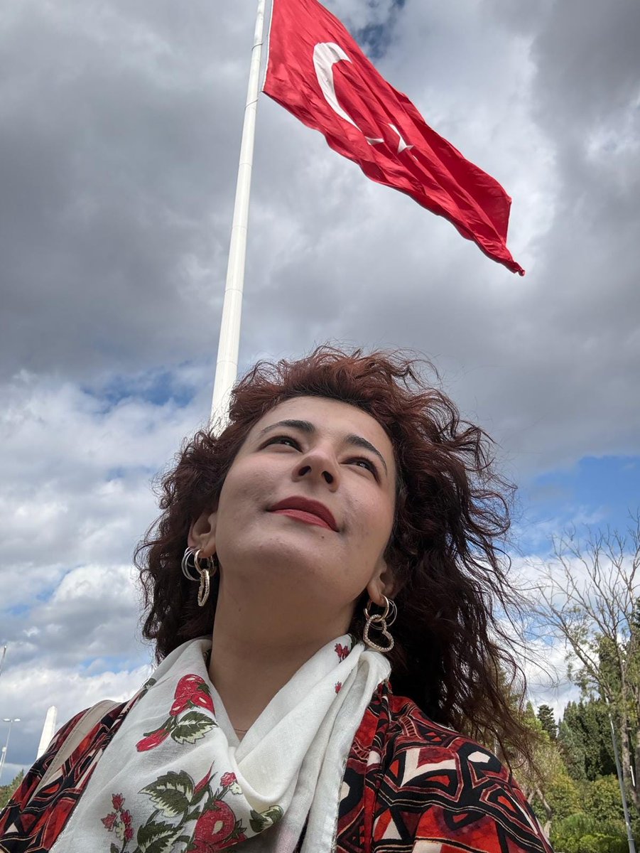 aysenazcimen14's tweet photo. Herkesi; nazlı yârimiz, al bayrağımız,  olmazsa olmazımız Türk bayrağımız ile fotoğrafını paylaşmaya davet ediyorum .

🇹🇷 https://t.co/6aQAWtd7wU