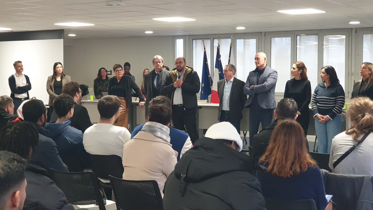 Image de Préfet des Yvelines - 🔵🟡 IKEA à Limay : l’État mobilisé pour l’emploi et l’accès au site

Jeudi 15 janvier, une réunion 