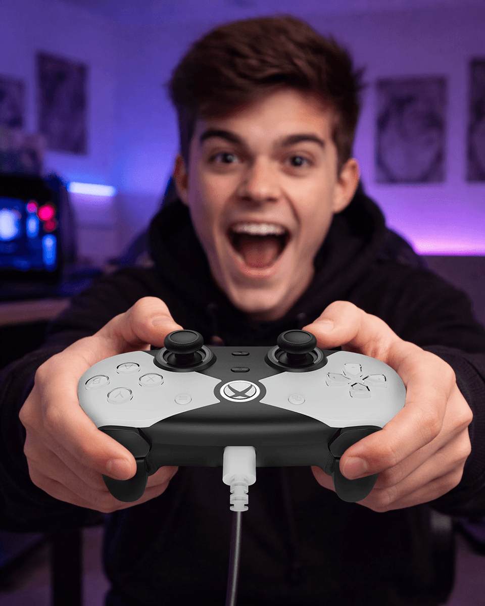 Hyperkin tweet media