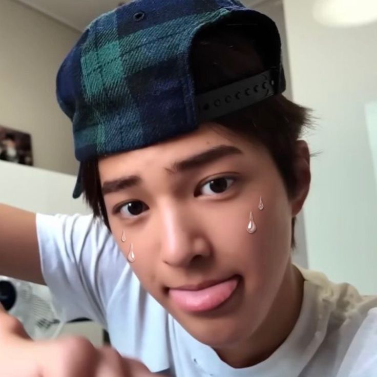 Callmethuy09's tweet photo. Keep trying and smile more, Keonho! Your members, your family, and the COER community will always be by your side and support you.
#KEONHO #PROTECTKEONHO #StandWithCORTIS #StandWithKeonho #CORTIS #건호 #코르티스 https://t.co/CAHSukO9tn
