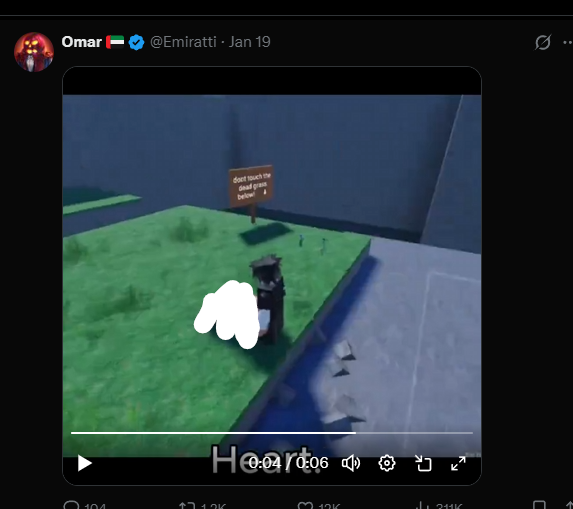 kaishop4eva's tweet photo. @RealSchlep the post underneath yours btw - roblox moderation needs to step up https://t.co/rEqnVsSeUL