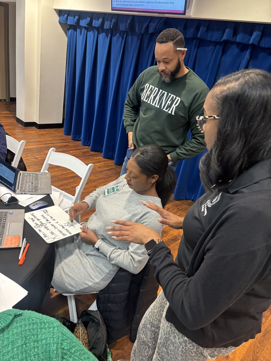 Audrey Robertson tweet media