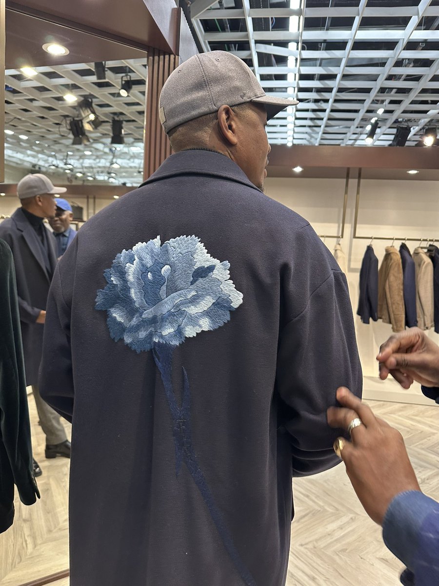 defustel tweet media