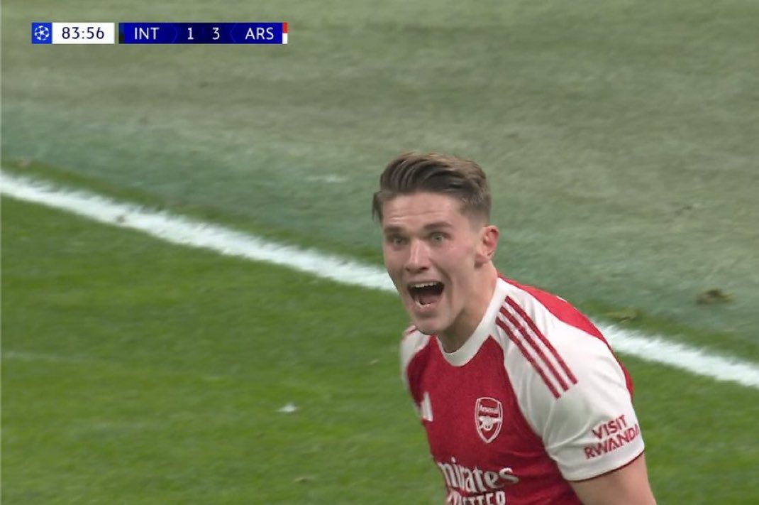 This one is dedicated to ALL THE NAYSAYERS who were SO QUICK to QUIT on Gyökeres !!!
What a Goaaaaaaaaaal!!!!! 
Arsenal 3 - Inter Milan 1
💪🏽❤🤍