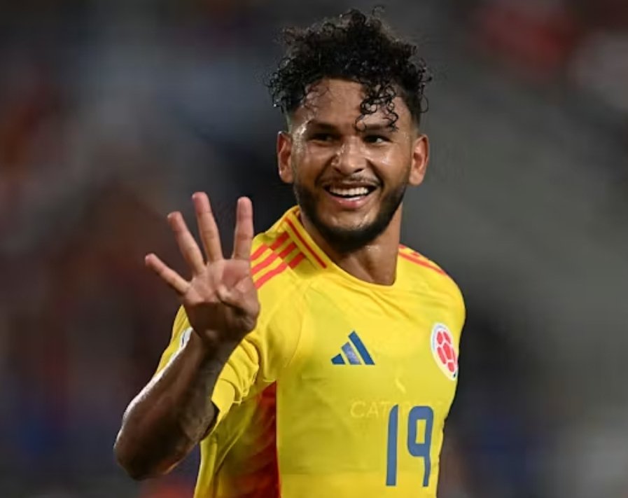 Los Luis Suarez teniendo de hijo al Psg