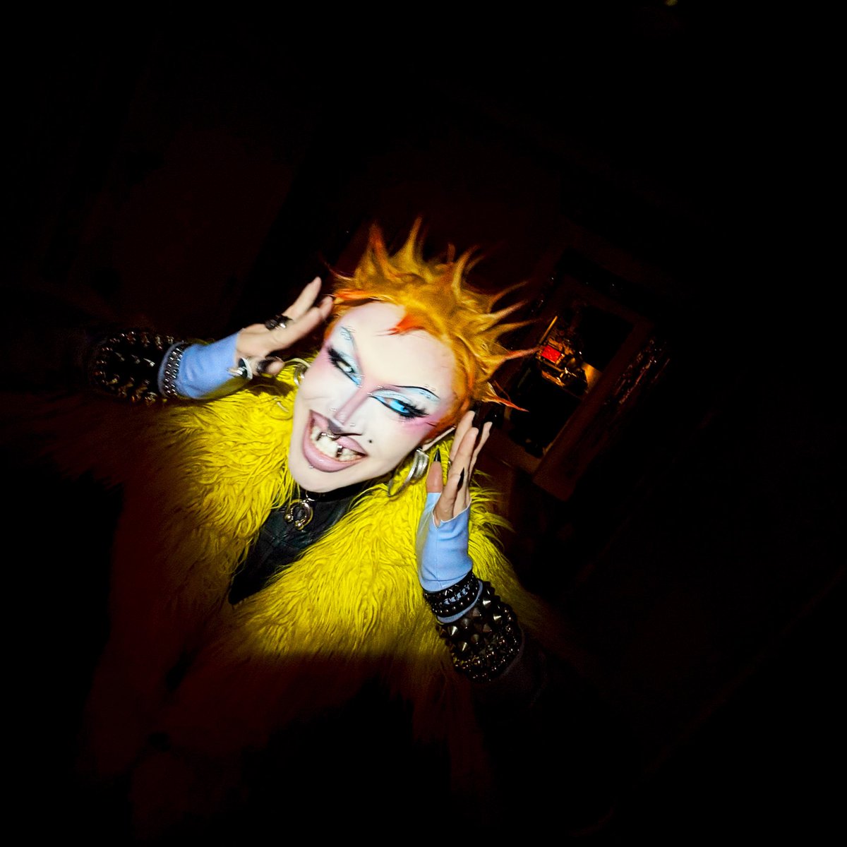 Daya Betty tweet media