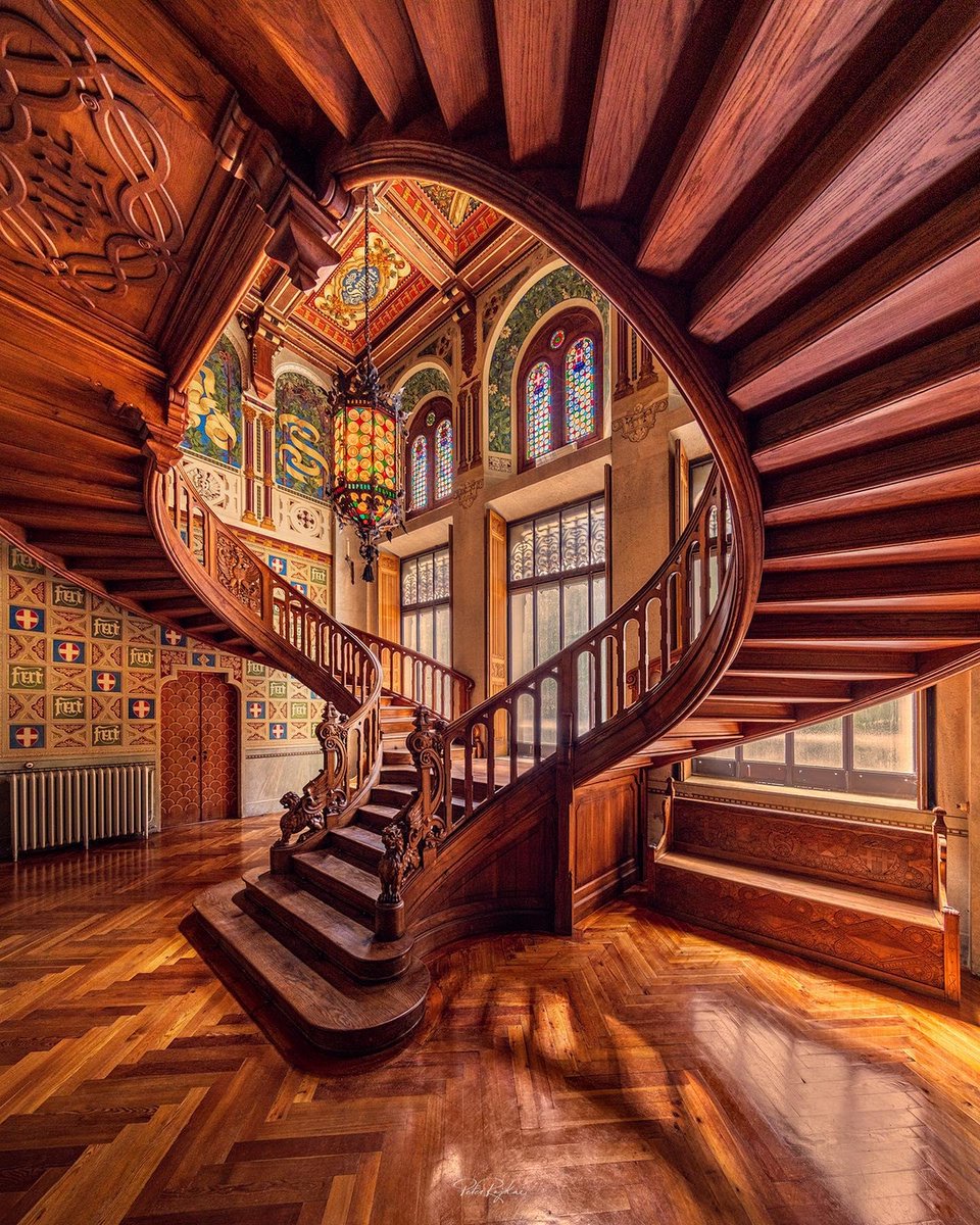 the_culturist_'s tweet photo. Architecture is supposed to be art. https://t.co/PdN8ZOcd45