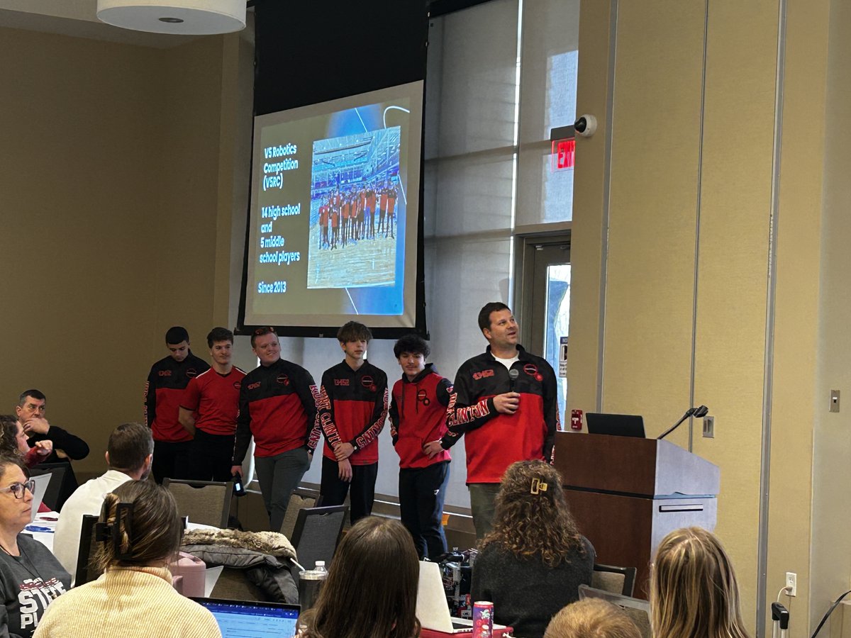 Christine Danhoff tweet media