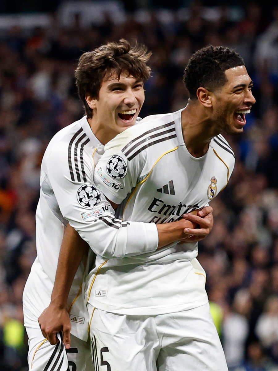 realmadrid's tweet image. 👉 😁 👈