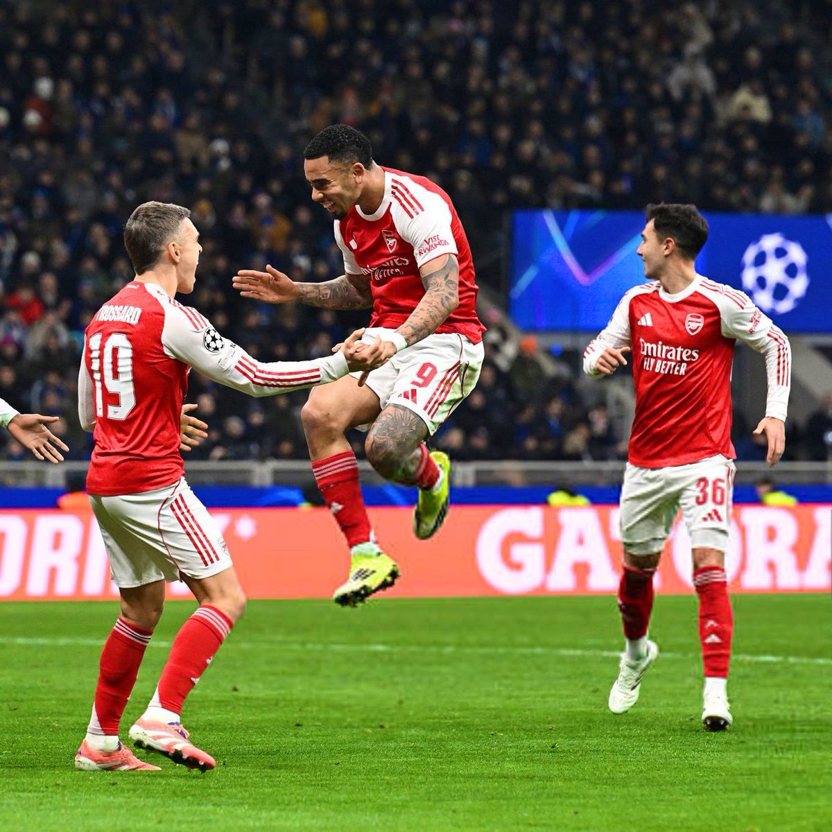 rduben's tweet image. – TRIUNFAZO en San Siro.
– DOBLETE de Jesus y GOL de Gyökeres. 
– LÍDERES con PUNTAJE IDEAL en Europa.

📺🔥 En 10-15 minutos, iniciamos el POST PARTIDO de la victoria del ARSENAL ante Inter en la UEFA Champions League 2025/26.

🔗 twitch.tv/arsenalenameri…