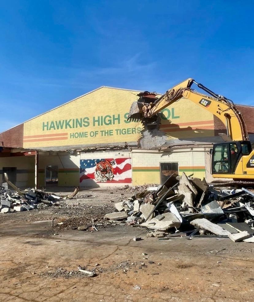 StrangerNews11's tweet image. They’re both being demolished 💔😭