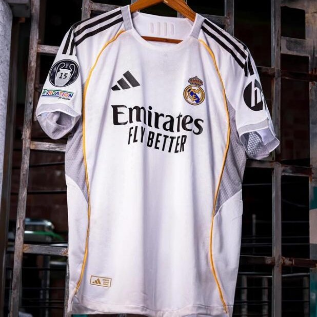 🌍 SORTEO INTERNACIONAL

El Real Madrid nos ha vuelto a dar una alegría y por ello voy a SORTEAR la CAMISETA de MASTANTUONO entre los que:

- Den RT a este tuit.
- Sigan a <a href="/AlberrtoRM2/">(fan) Aʟʙᴇʀᴛo</a> y <a href="/17ct_info/">17ct_info</a> (nueva cuenta).

*OPCIONAL* Mencionar un amigo (doble participación).