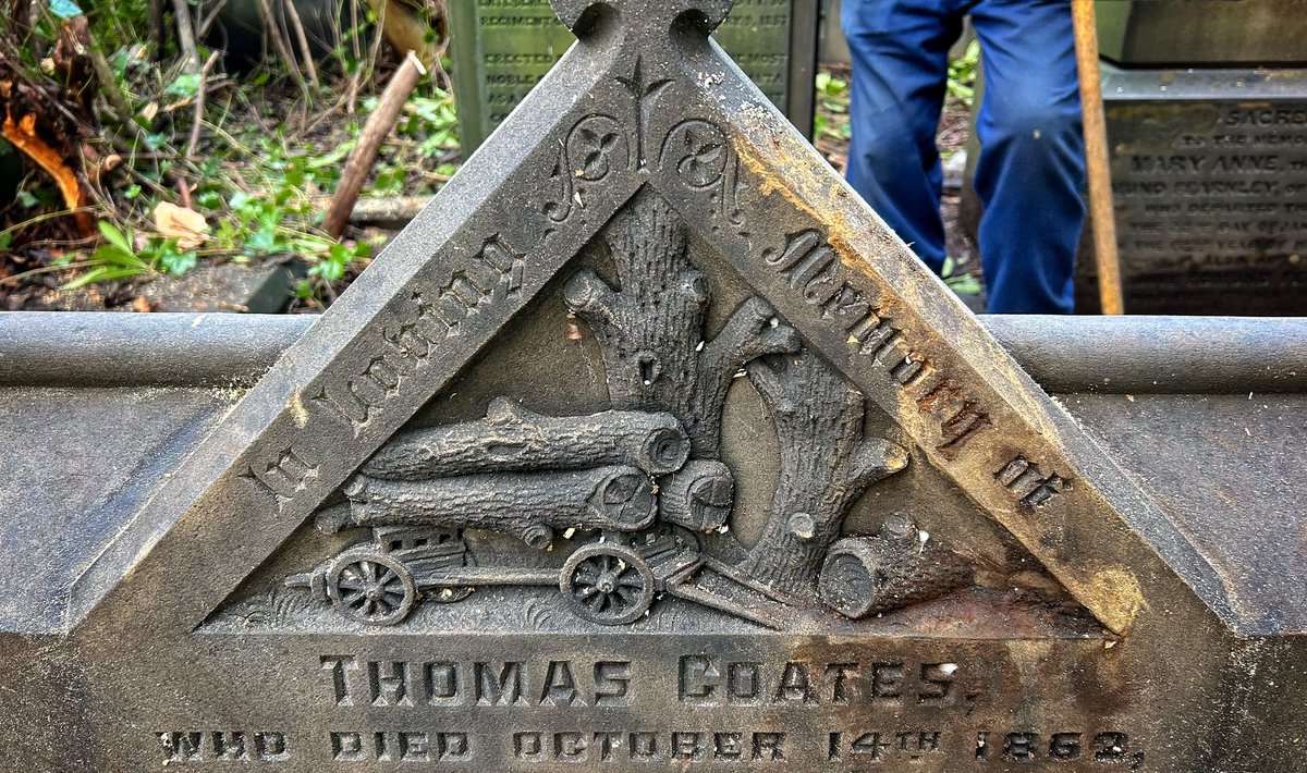 Undercliffe Cemetery (QAVS) tweet media