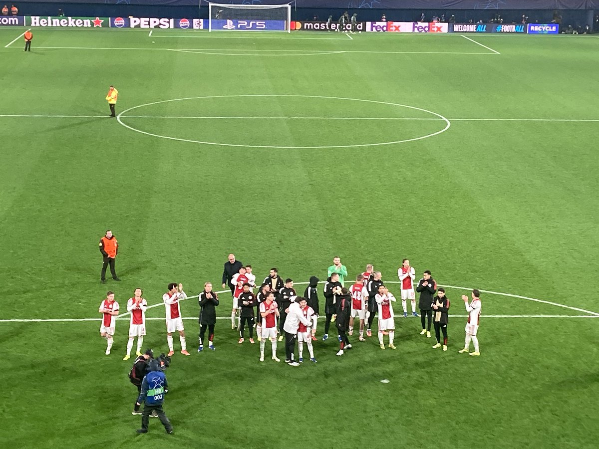 Markk020's tweet image. Dit was wel een hele lekkere. Tweede helft nog best aardig gespeeld #ajax #vilaja