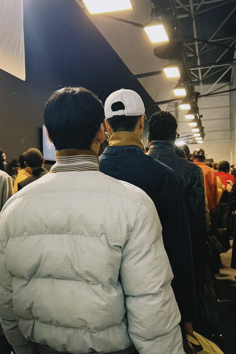 BAMBAMxBAMMIE's tweet image. 𝑳𝑶𝑼𝑰𝑺 𝑽𝑼𝑰𝑻𝑻𝑶𝑵 𝑴𝑬𝑵 𝑺𝑯𝑶𝑾 𝑭𝑨𝑳𝑳/𝑾𝑰𝑵𝑻𝑬𝑹 𝟐𝟎𝟐𝟔

#BamBam #뱀뱀
#LVMenFW26 #LouisVuitton 
#BamBamxLVMenFW26
@BamBam1A @LouisVuitton