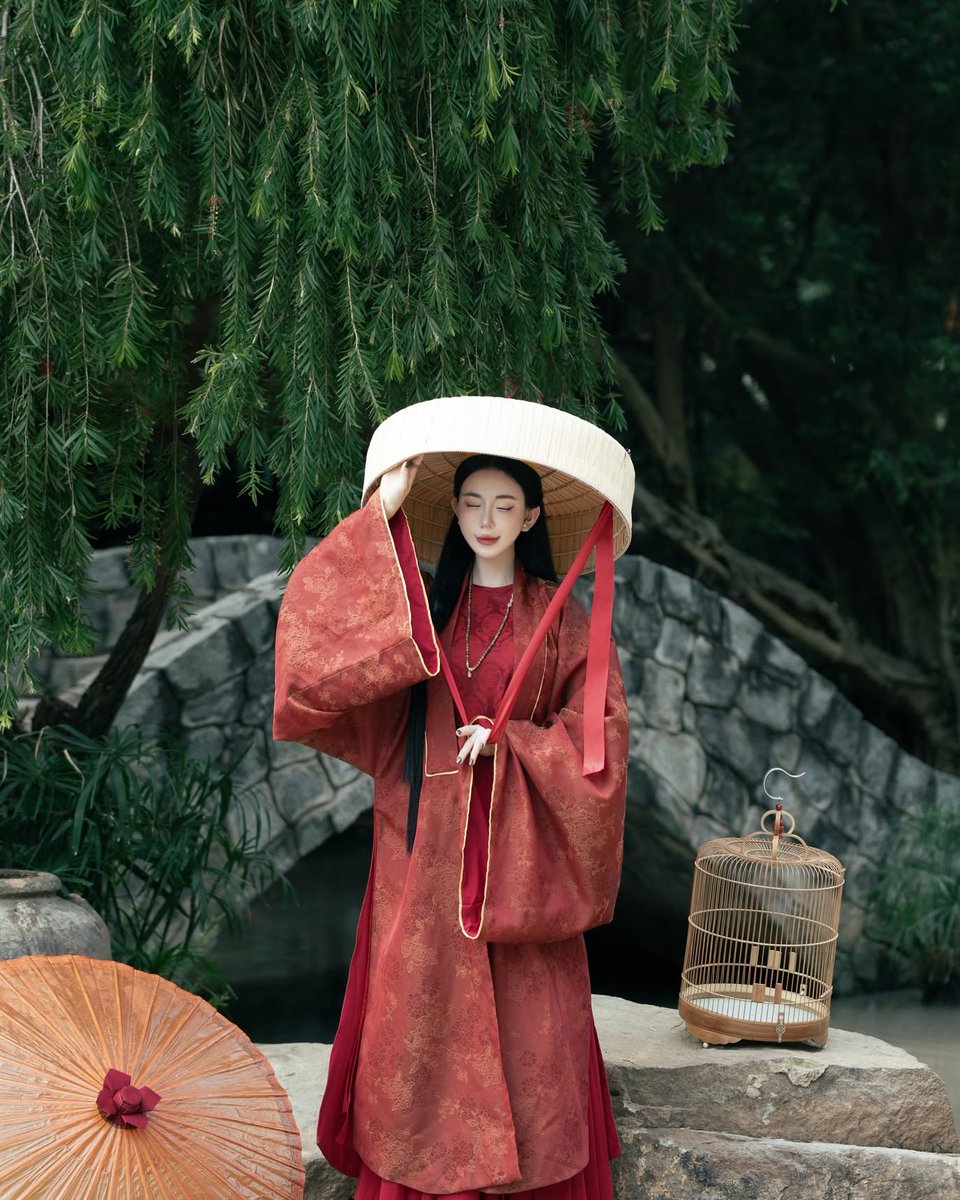 banye00's tweet image. 