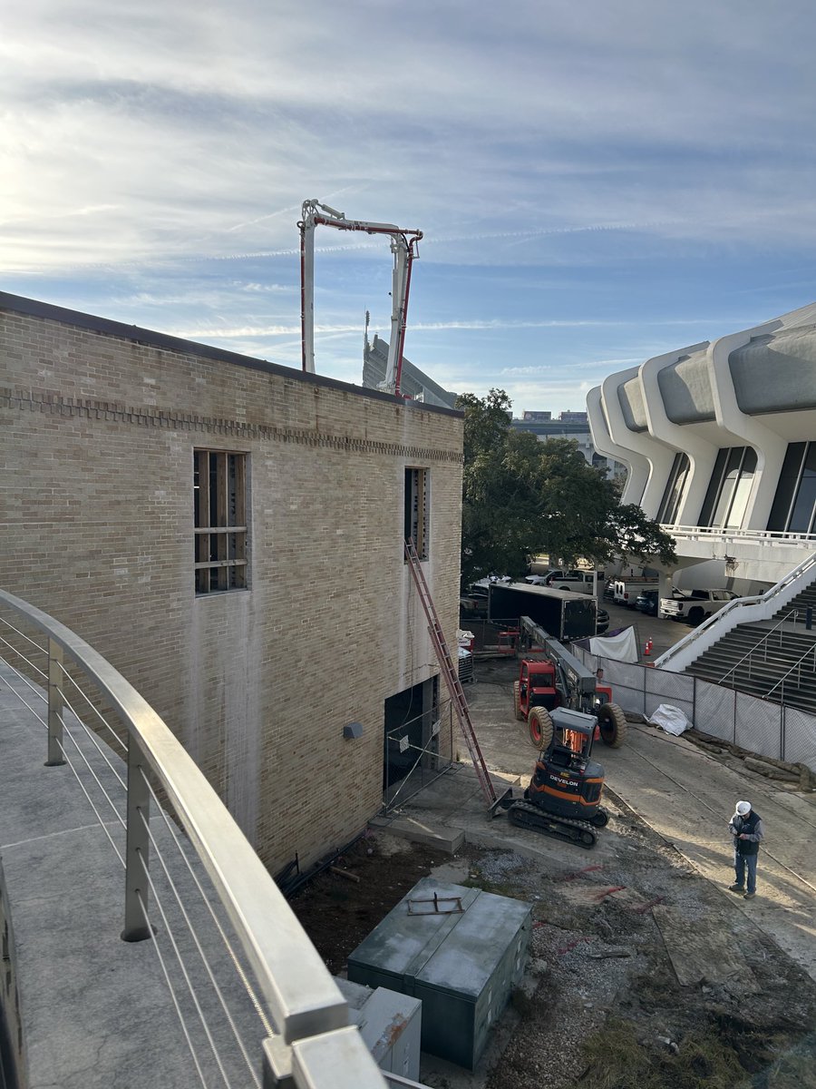 When you see construction on a university campus you see vitality. For ⁦<a href="/LSUCHSE/">LSU CHSE</a>⁩ that means growing capacity to improve quality of life. Watch us build teams that win!