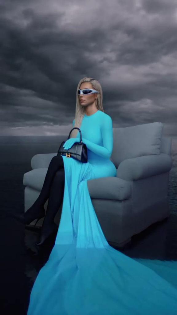 needatwunk's tweet image. Me trying to act normal when my dad is preaching about homosexuals