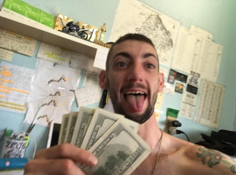 Stockavenger2's tweet photo. Cómo olvidar al “Dr en Treidin” Nicolás Gotuzzo.
Perdón por tanto, no te supimos valorar. https://t.co/koc5ypSFTf