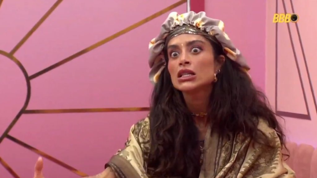 whalienwaves's tweet image. Parem de colocar aquele menino feio na minha timeline só pq ele falou do bts