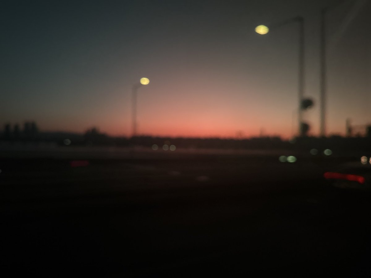 지금이 새녘이 듣기 딱 조은 타이밍