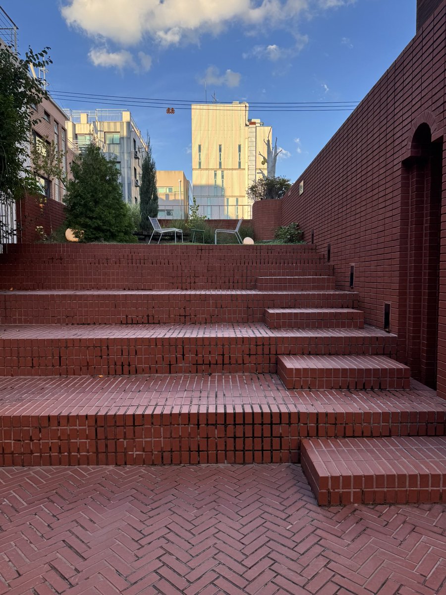 moodzmode's tweet photo. 250830

Went to the restaurant that Seungyoun &amp; Wonwoo visited🤓 Apparently celebs just frequents here👀 pasta was bussin tho so I can see why https://t.co/GrMhyO92rl