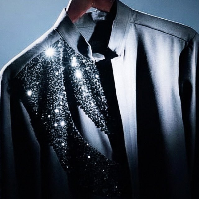 #tailoringtuesday and a new sparkle shirt 

👔 #atelierrosemarieumetsu