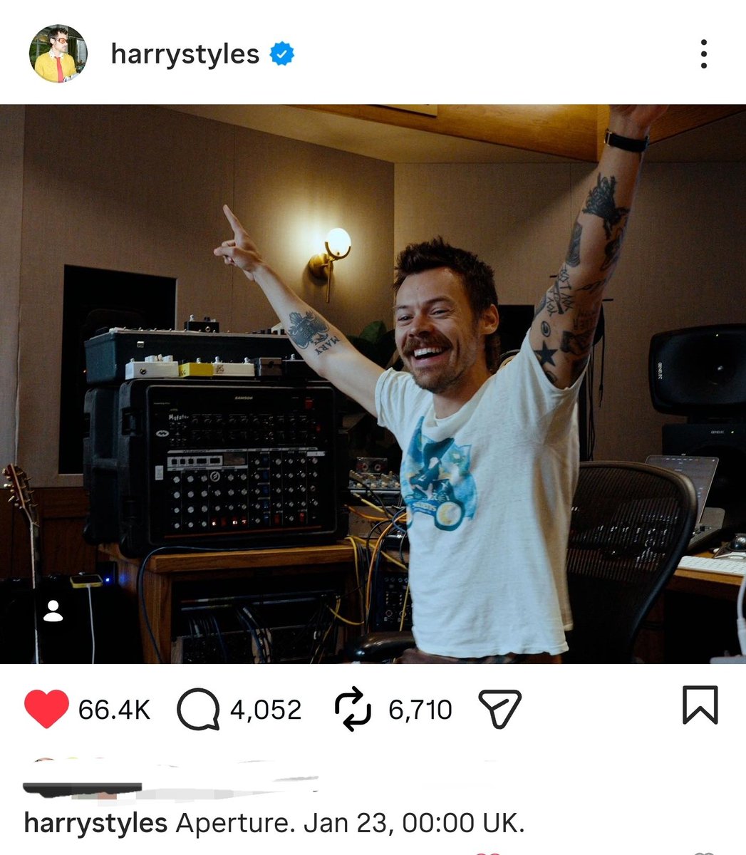 TmImtD63's tweet photo. What a great day to be an OT5. It breaks my heart that Liam can't be part of this chaos. 💔 
But I'm so proud and happy for the rest of them. 🥰🤩 https://t.co/y2epUQIdmF