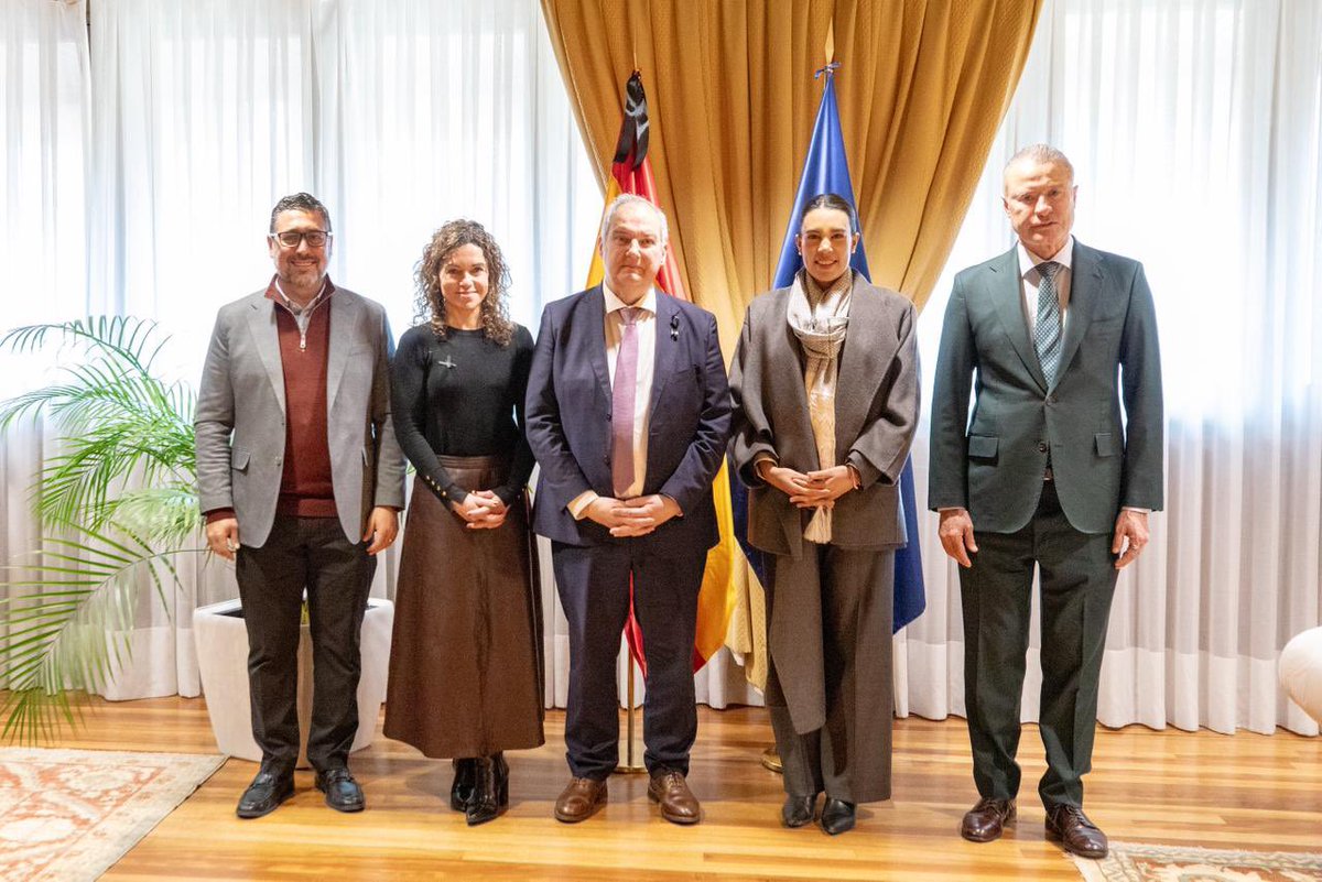Concluimos una reunión con el ministro de Industria y Turismo de España, <a href="/jordihereub/">Jordi Hereu</a>, para impulsar acciones que beneficien al turismo de ambas naciones:

🔸Coordinación rumbo al Consejo Ejecutivo de ONU Turismo.
🔹México como País Invitado en FITUR 2026.
🔸Fortalecimiento de