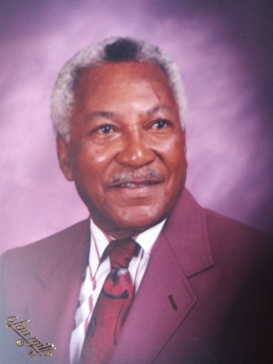 MVRobinson1's tweet photo. Happy 104th Birthday in heaven Daddy Edmond V Robinson Sr!!! We love and miss you!!! ❤️❤️❤️ #birthday #heaven https://t.co/5rbyFSgEyz