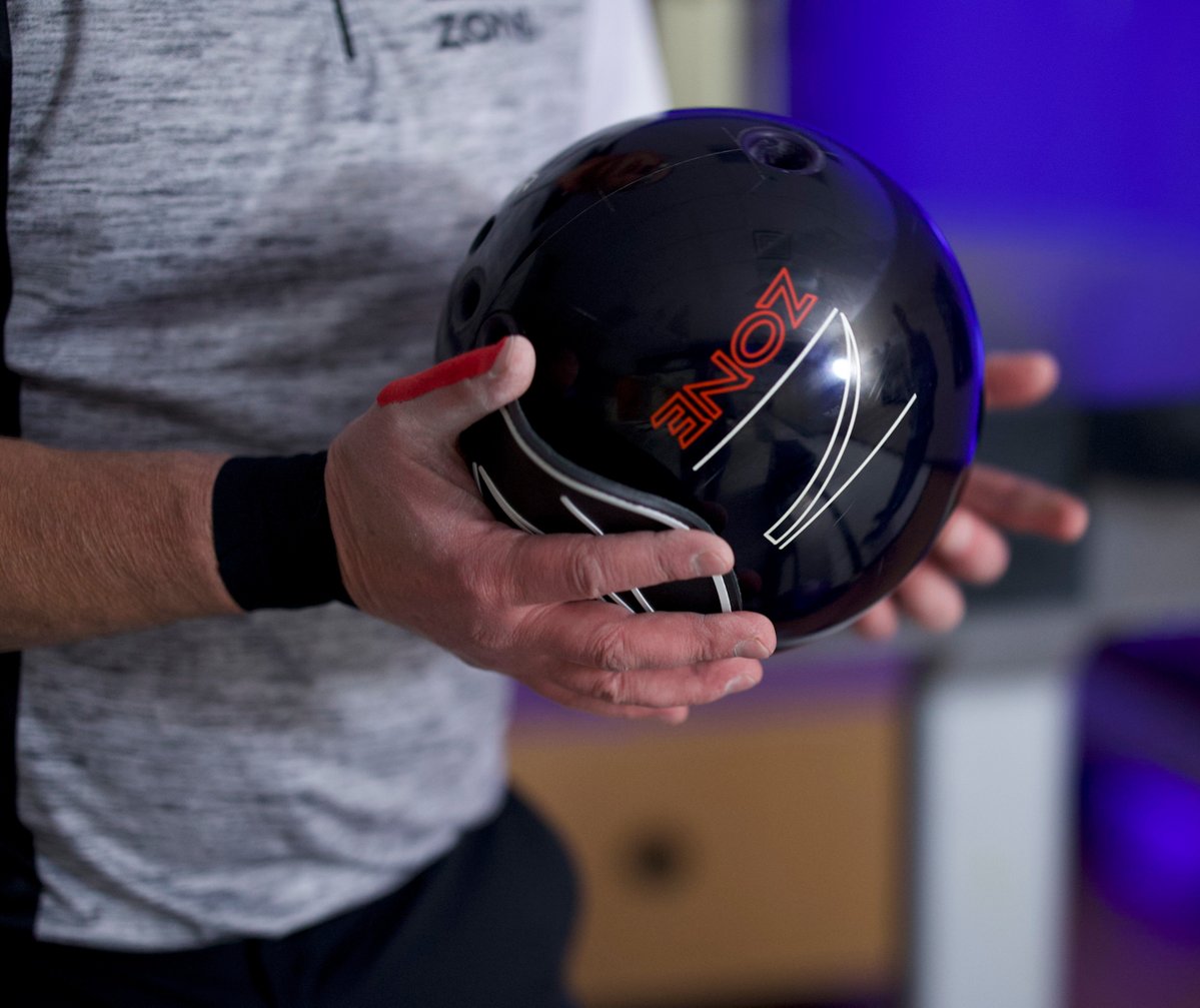 Brunswick's tweet image. Match your Danger Zone to your Danger Zone Shammy! 🔥
#BrunswickBowling #DangerZone #HK22 #GetInTheZone