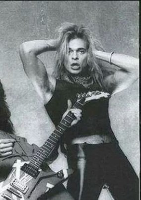 77Labyrinth's tweet image. good morning im so tired &amp;amp; did not sleep god bless