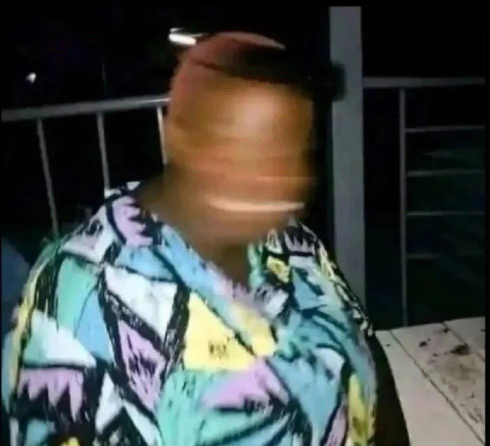 Sugar Mommy :"You're such a fine boy. Do you have a girlfriend?"

Me: