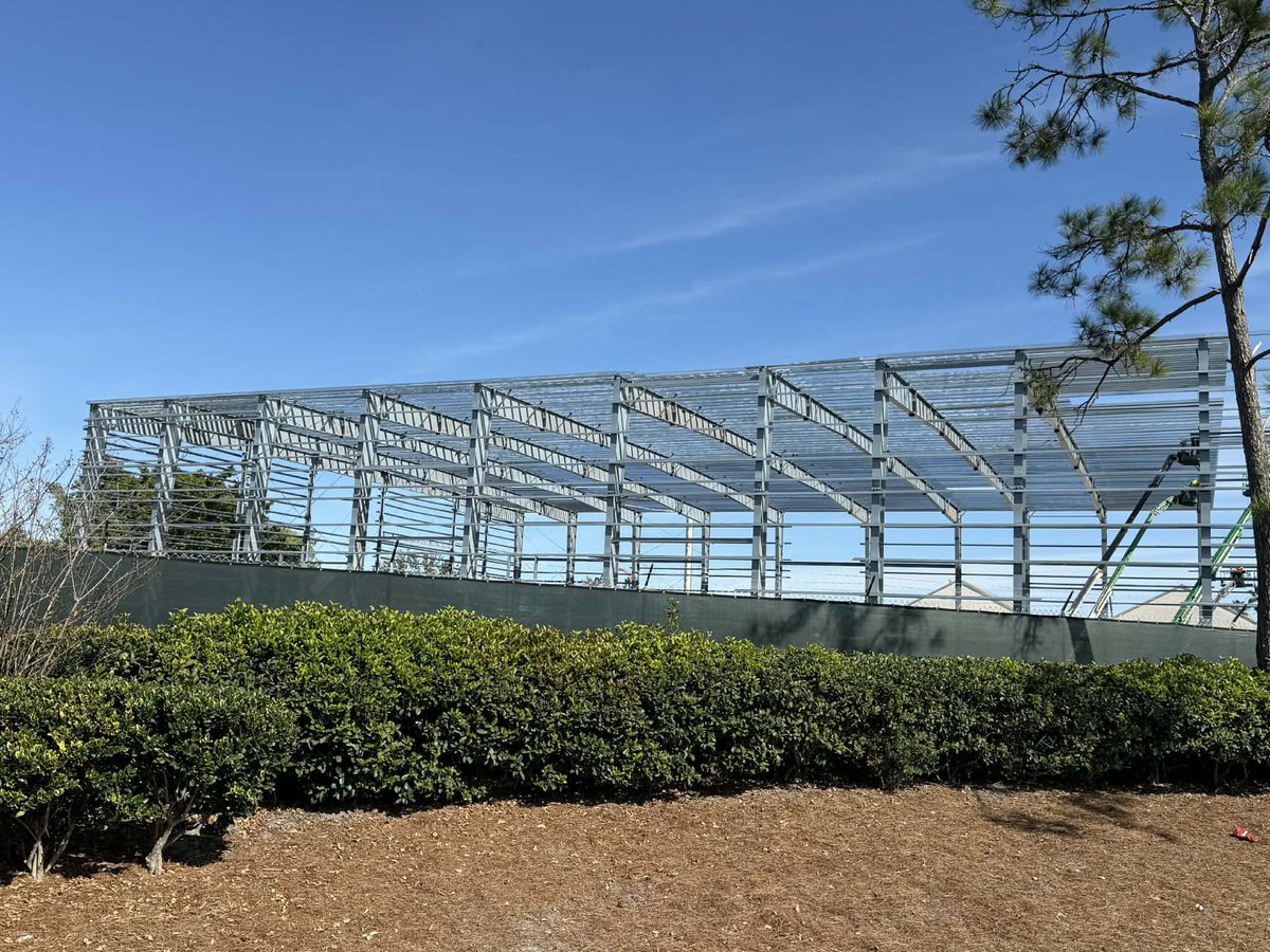 SaxOnTracks tweet media