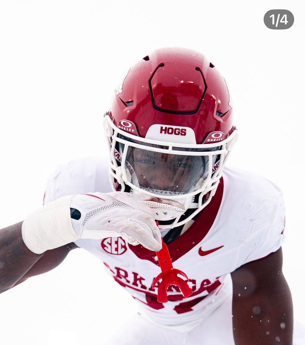 brycewoods27's tweet image. #AGTG 

Blessed to be (RE) Offered by The University of Arkansas #gorazorbacks 🐗