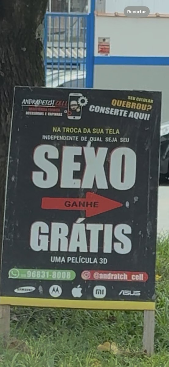 YasminYassine's tweet image. acabo de passar por esse anúncio