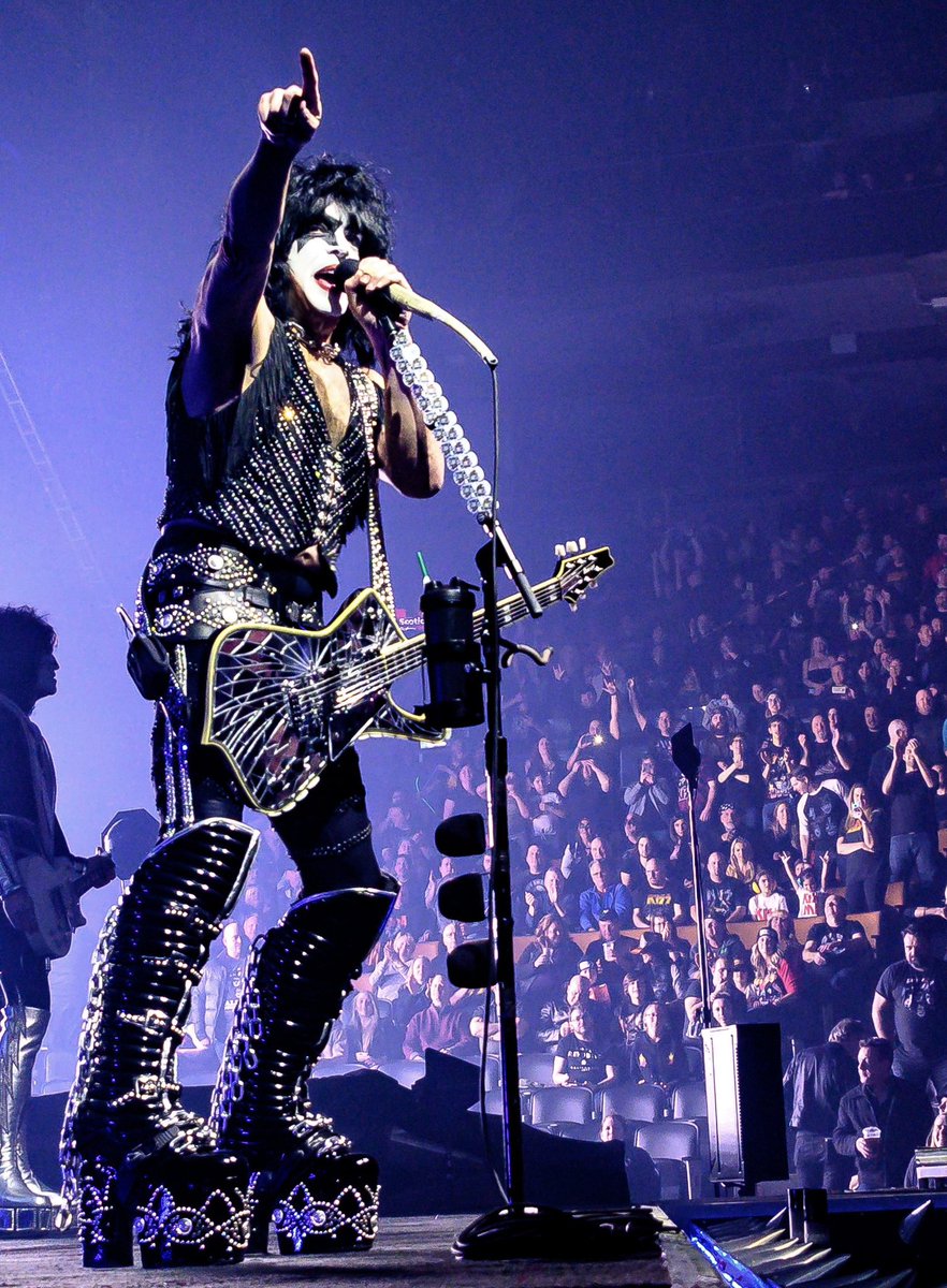 To the World's Greatest..
Happy Birthday PS!!