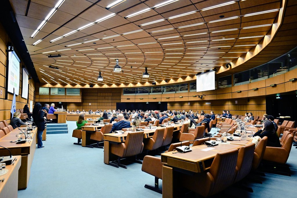 India in Austria tweet media